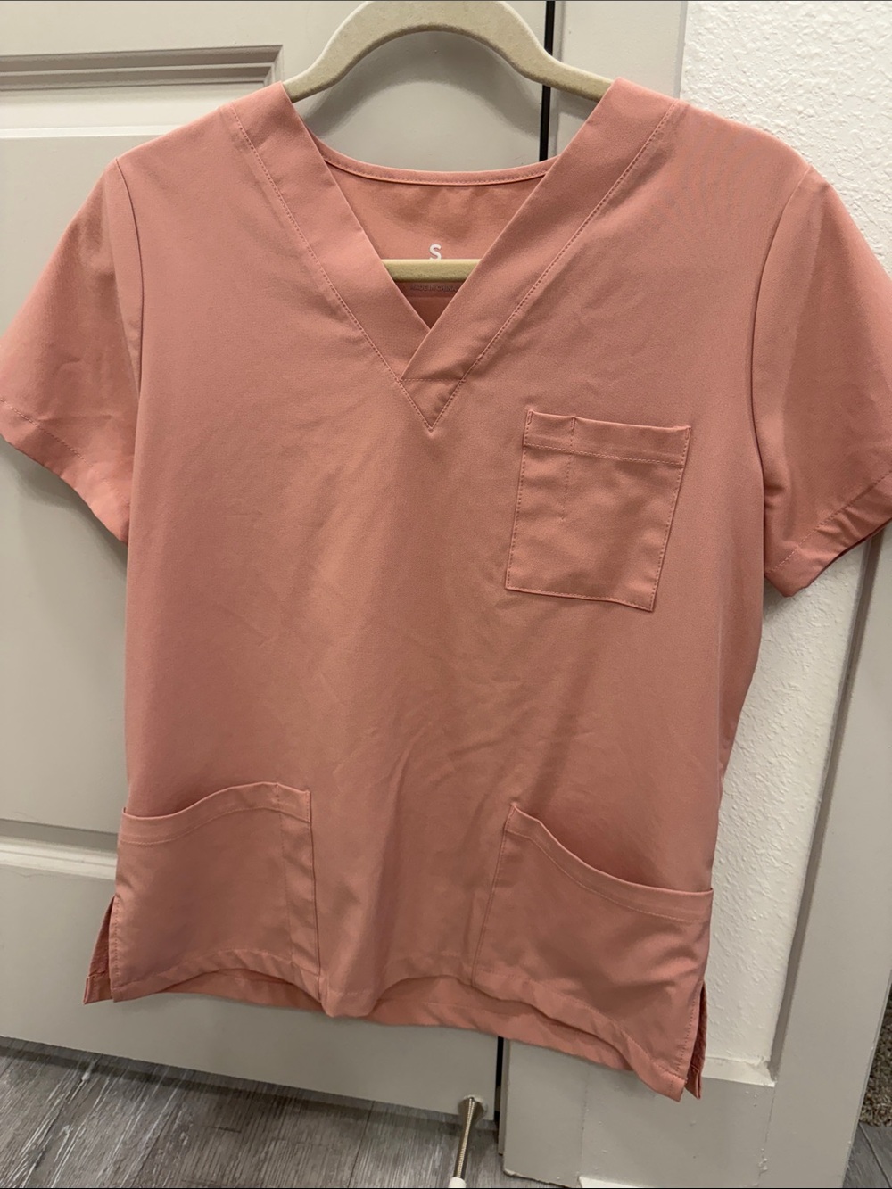 Scrub Set - Picture 4 of 6